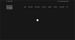 Desktop Screenshot of blackstonesurfcamp.com